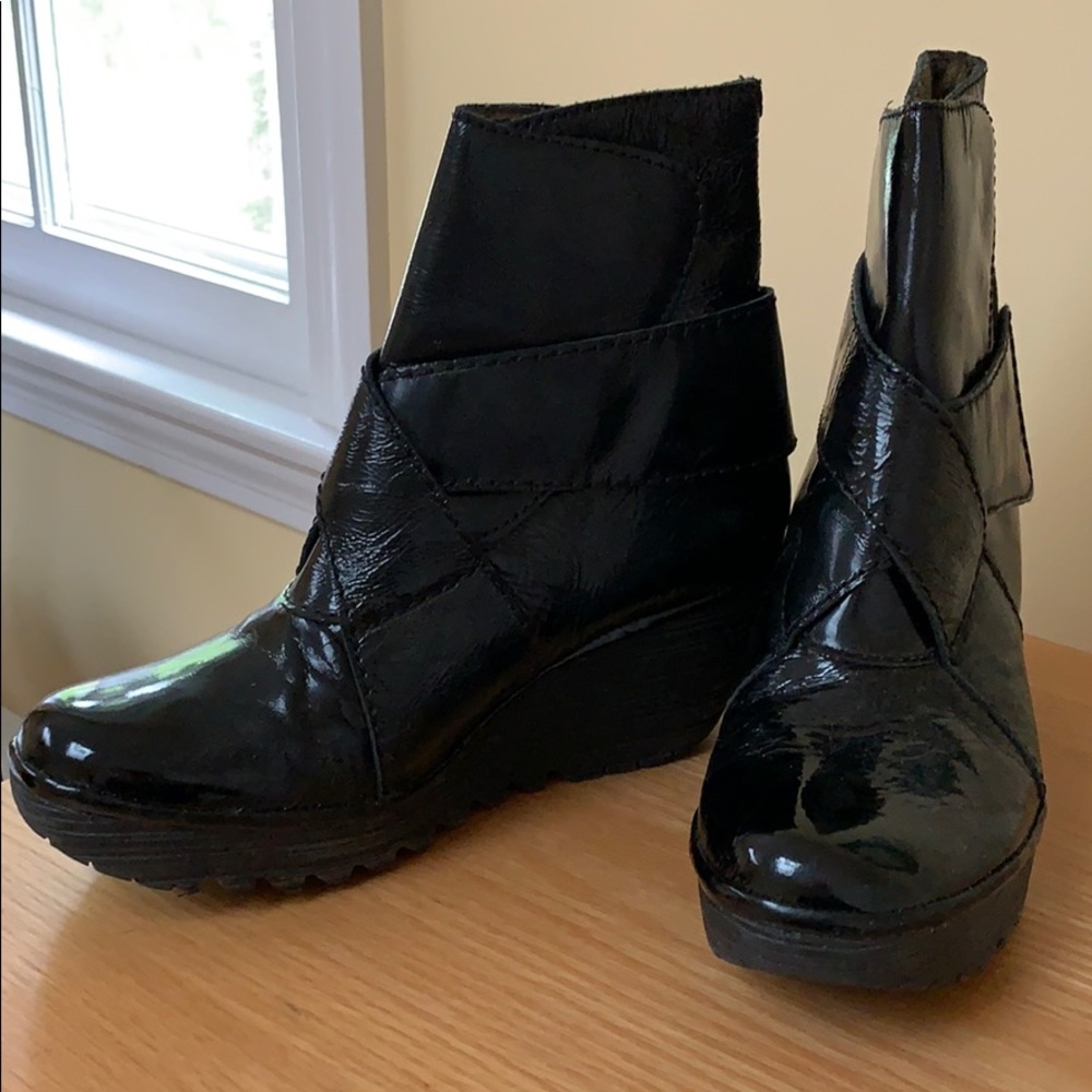 Fabulous Fly London Black Patent Wedge Ankle Boots